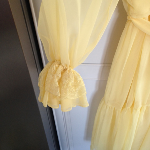 Yellow silk Chiffon Evening Dress - Picture 3 of 6